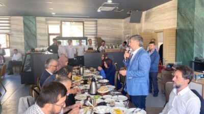 BAŞKAN AKÇADURAK, DİN GÖREVLİLERİ İLE KAHVALTIDA BULUŞTU