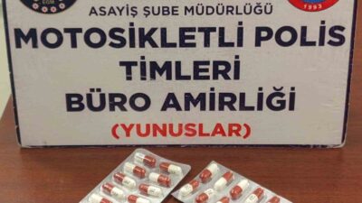 KÜTAHYA’DA BİR ARAÇTA UYUŞTURUCU HAP ELE GEÇİRİLDİ