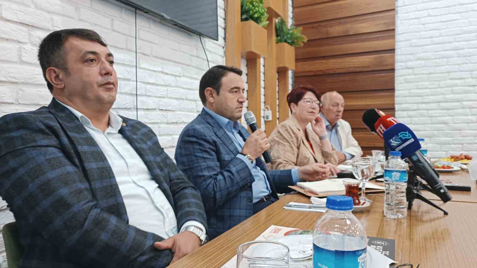 Vali Musa Işın, basın mensuplarıyla bir araya geldi