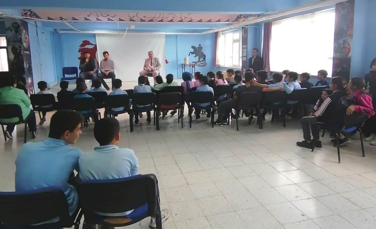 ASLANAPA ÖREN KÖY ORTAOKULUNDA MEVLİD-İ NEBİ PROGRAMI