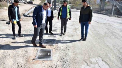 BAŞKAN DOĞAN, SICAK ASFALT YAPILACAK BÖLGELERDEKİ ÇALIŞMALARINI YERİNDE İNCELEDİ