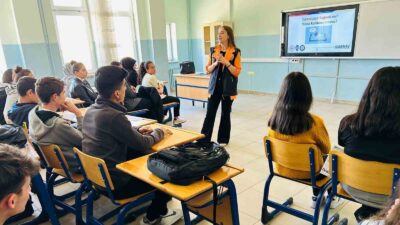 DUMLUPINAR’DA SİBERAY PROJESİ ÇERÇEVESİNDE OKULLARDA EĞİTİM ÇALIŞMALARI