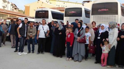 EMET’TE 40 KİŞİLİK UMRE KAFİLESİ KUTSAL TOPRAKLARA UĞURLANDI