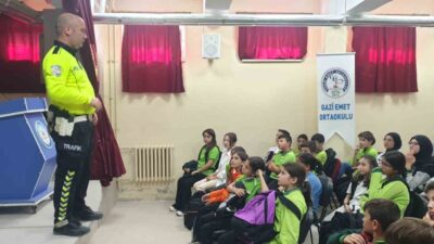 EMET’TE ÖĞRENCİLERE TRAFİK EĞİTİMİ