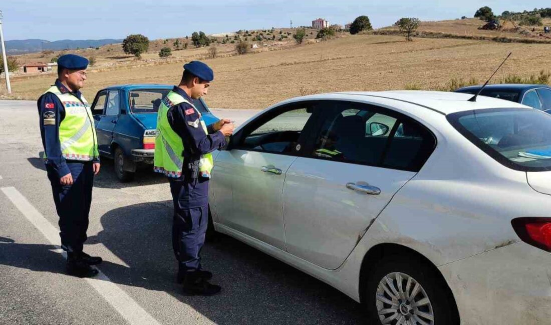 EMET’TE SÜRÜCÜLERE TRAFİKTE GÜVENLİ