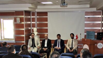 KÜTAHYA’DA DAHİLİ BRANŞ HEKİMLERİ İLE MHRS VE KLİNİKLERİN İŞLEYİŞİ MASAYA