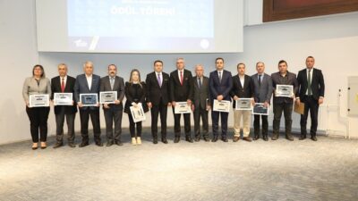 KÜTAHYA’DA EGEP ÇERÇEVESİNDE BAŞARILI ÇALIŞMALAR GERÇEKLEŞTİREN OKULLAR ÖDÜLLENDİRİLDİ