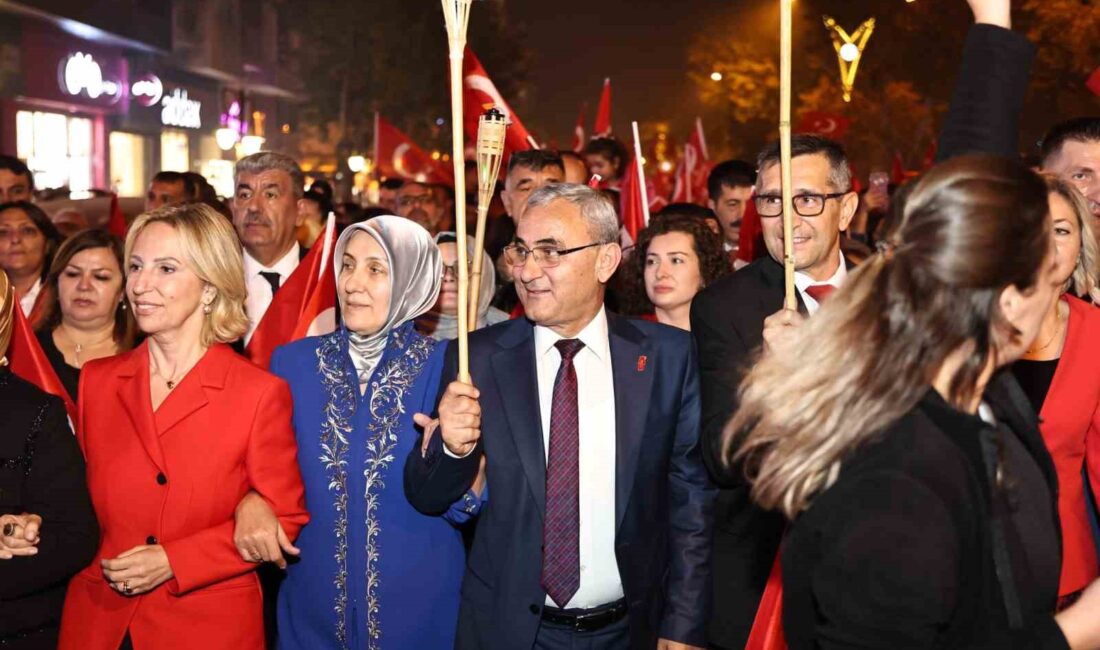 KÜTAHYA'DA FENER ALAYI COŞKUSU