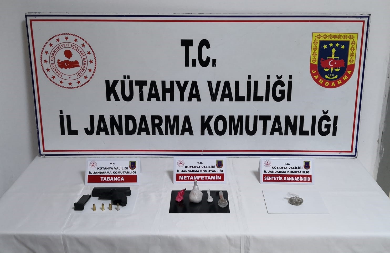 Kütahya’da jandarmanın uyuşturucu operasyonu