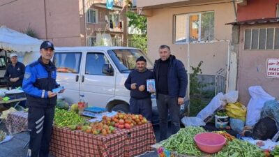 KÜTAHYA’DA PAZAR ESNAFI DOLANDIRICILIK VE HIRSIZLIK KONUSUNDA BİLGİLENDİRİLDİ