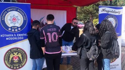 KÜTAHYA’DA ÜNİVERSİTE ÖĞRENCİLERİ VE VELİLER TERÖR KONUSUNDA BİLGİLENDİRİLDİ