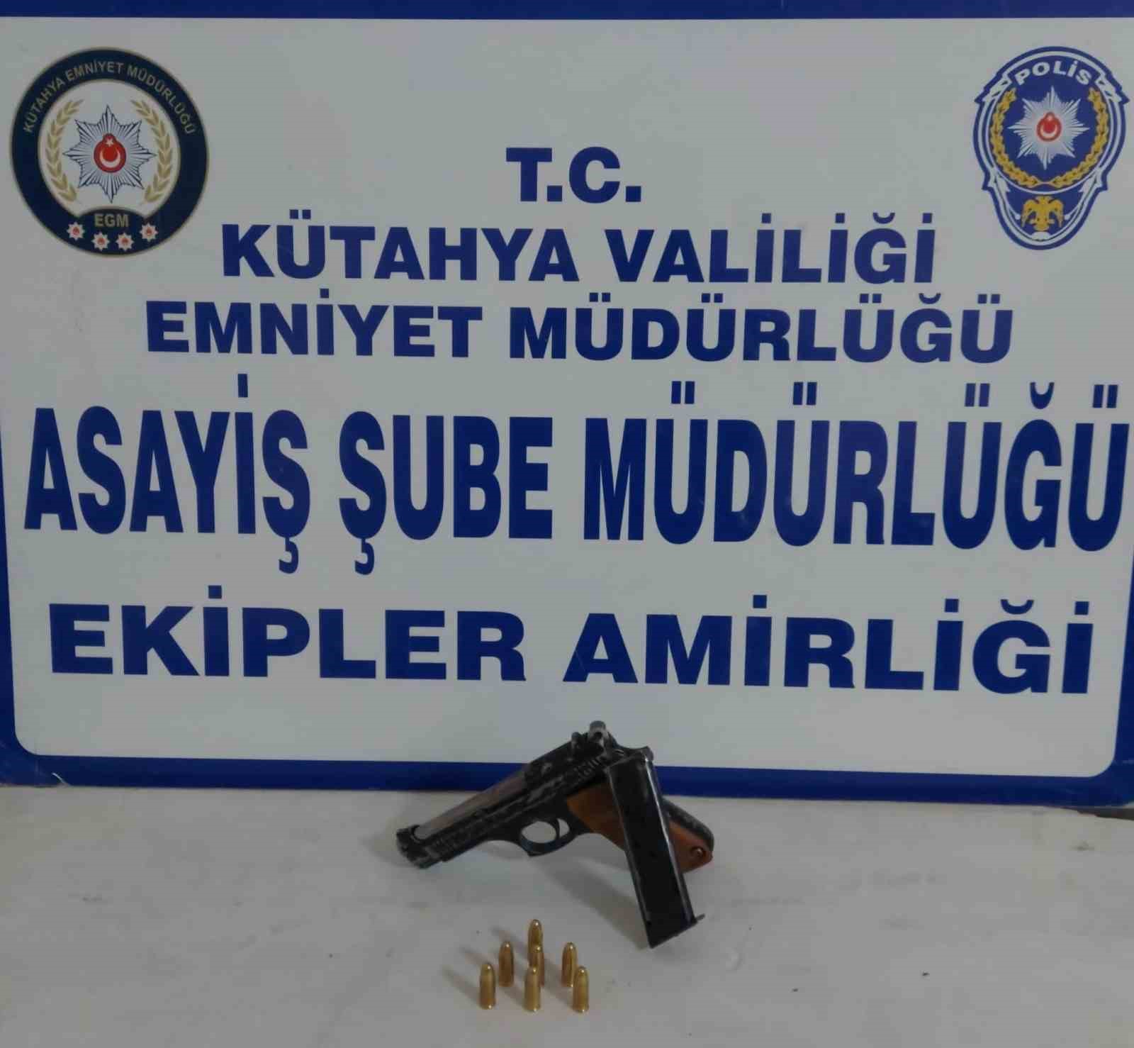 KÜTAHYA’DA YAYA DEVRİYE EKİBİ 192 ŞAHIS VE 45 ARACIN SORGUSU