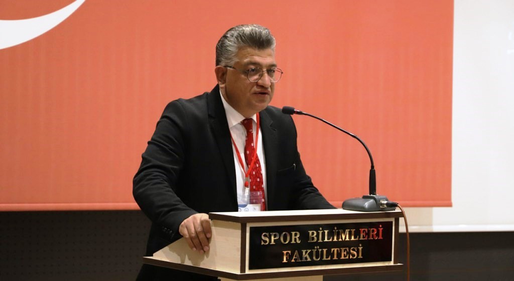 Rektör Kızıltoprak: “DPÜ sportif etkinlikleri ayrı ayrı önemsiyor”