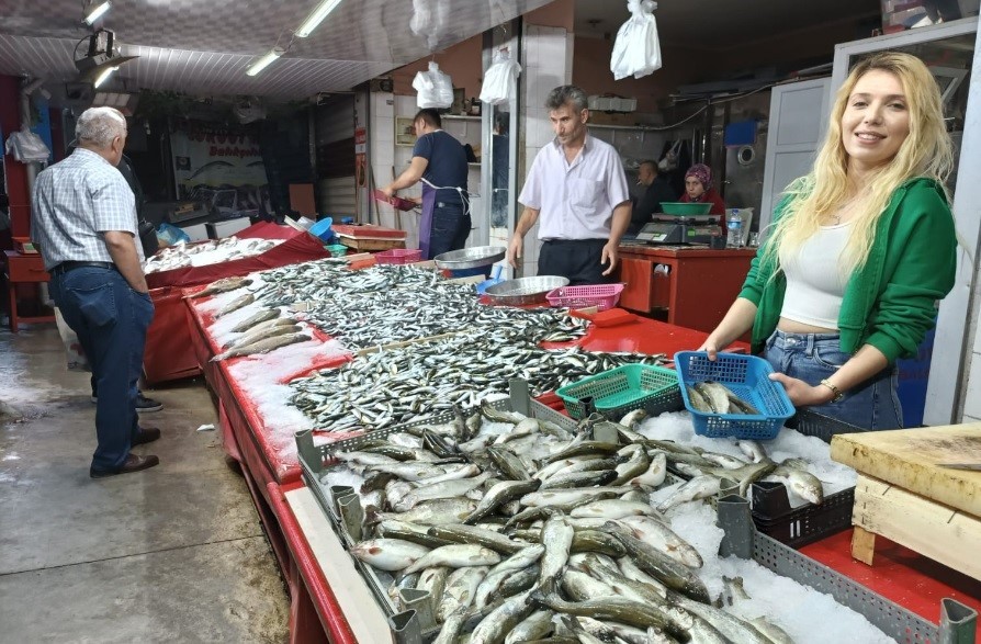 TAVŞANLI BALIK PAZARINDA HAREKETLİLİK