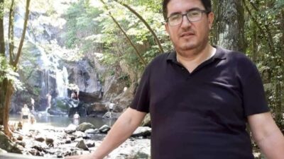 TRAFİK KAZASINDA AĞIR YARALANAN MÜEZZİN 15 GÜNLÜK YAŞAM SAVAŞINI KAYBETTİ