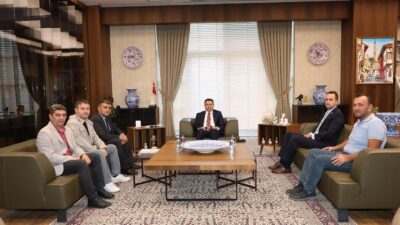 VALİLİKTE ASLANAPA’YA DOĞAL GAZ BAĞLANMASI KONUSU GÖRÜŞÜLDÜ