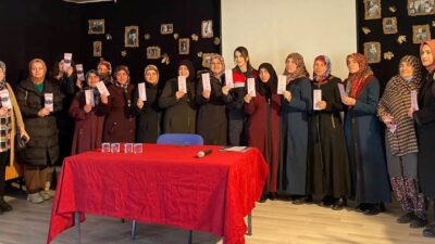 ASLANAPA’DA ÇEŞİTLİ SEMİNERLER DÜZENLENDİ