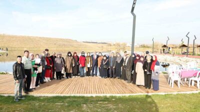 KÜTAHYA BELEDİYE BAŞKANI IŞIK ŞEHİT VE GAZİ YAKINLARINI YEDİGÖLLER'DE AĞIRLADI