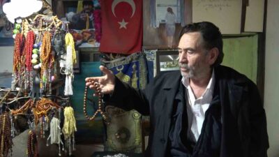 BU TESPİH ELLERİ DEZENFEKTE EDİYOR