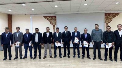 DEPREMİN YARALARINI SARMAYA DESTEK VEREN MUHTARLARA TEŞEKKÜR BELGESİ