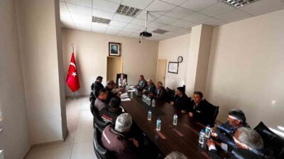 DUMLUPINAR’DA KÖYLERE YAPILAN VE YAPILMASI PLANLANAN HİZMETLER MASAYA YATIRILDI