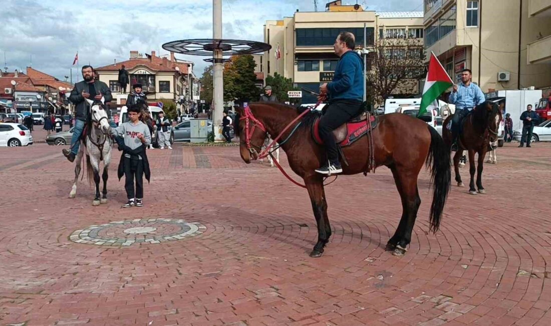 AT YÜRÜYÜŞÜYLE FİLİSTİN'E DESTEK