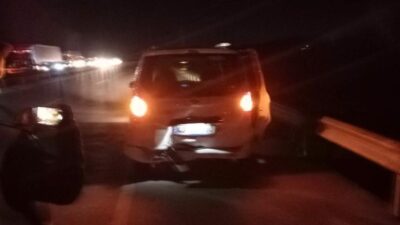 GEDİZ’DE AYNI YOLDA, AYNI YERDE 2 FARKLI KAZA; 5 YARALI