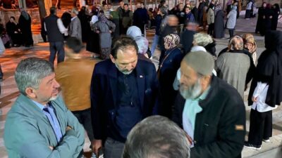 GEDİZ’DE UMRECİLER DUALARLA UĞURLANDI