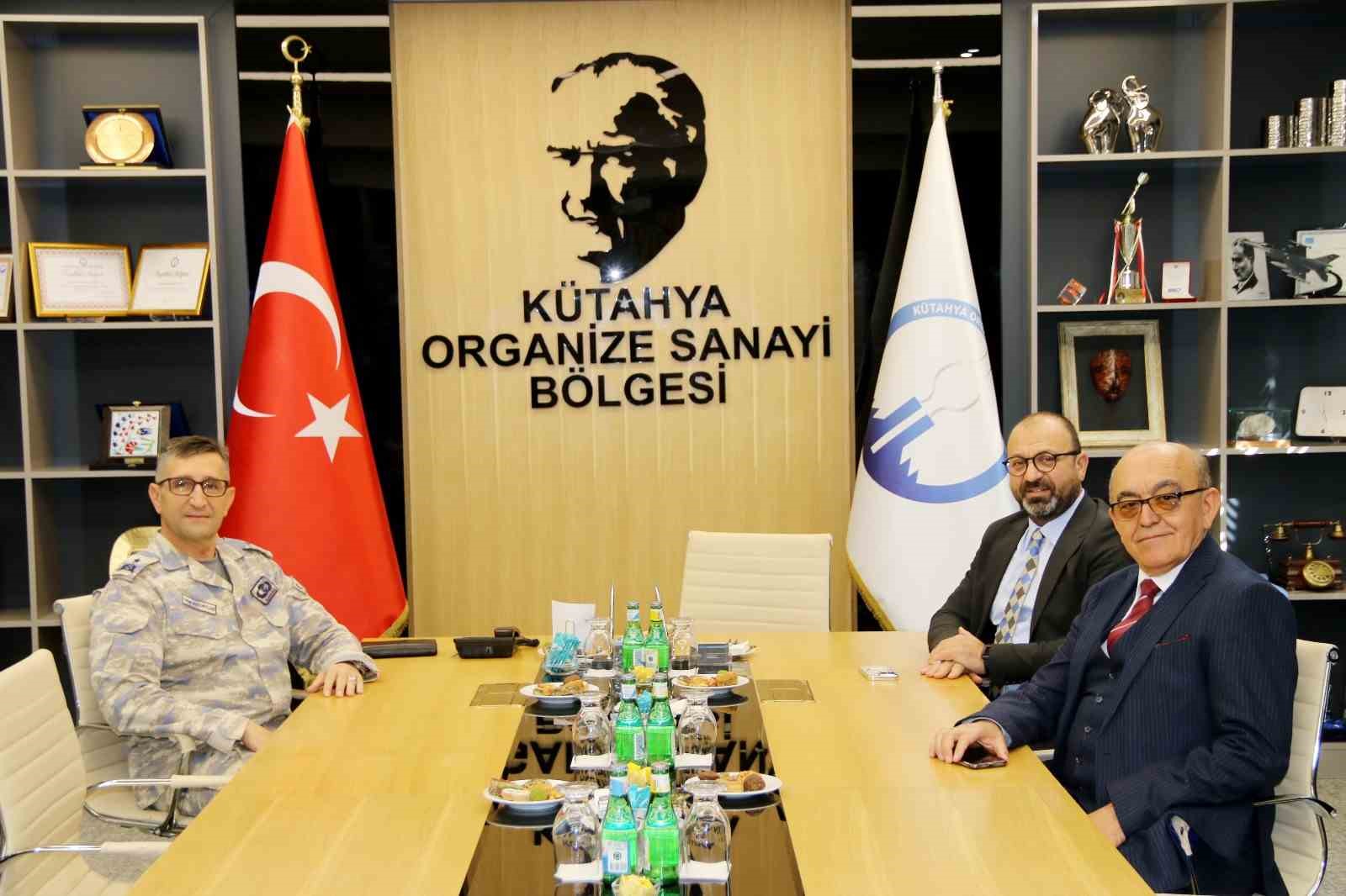 Hava Er Eğitim Tugayı Komutanı Tuğgeneral Mustafa Baş, Kütahya OSB yönetimini ziyaret etti