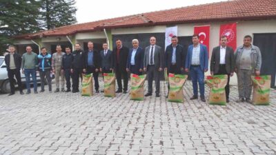 HİSARCIK'TA 98 ÇİFTÇİYE YÜZDE 50 HİBELİ 18 TON 100 KİLO