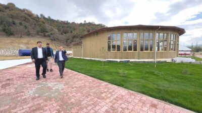 KAYMAKAM SEYMAN VE BAŞKAN DOĞAN TÜRK OTAĞI VE MESİRE ALANINDA