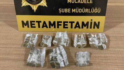 KÜTAHYA'DA BİR ARAÇTA UYUŞTURUCU ELE GEÇİRİLDİ