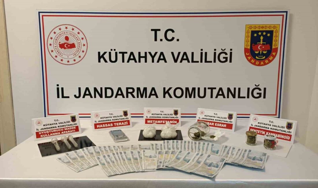 KÜTAHYA’DA EVİNDE UYUŞTURUCU MADDE