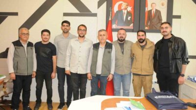 KÜTAHYA’DA İHA UÇUŞ EKİBİNE TEŞEKKÜR PLAKETİ