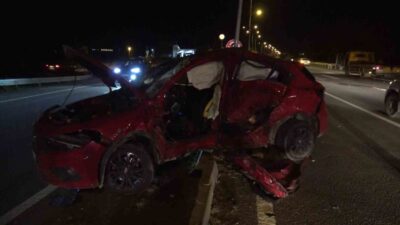 KÜTAHYA - TAVŞANLI KARAYOLUNDA TRAFİK KAZASI : 1'İ AĞIR 2