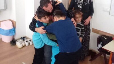 ÖZEL ÖĞRENCİLERİN ÖĞRETMEN SEVGİSİ