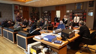 ŞEHİT VE GAZİ YAKINLARININ ANNELERİ BAŞKANI IŞIK’I ZİYARET ETTİ