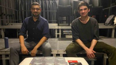 SAHNEYE AĞIT İSİMLİ TİYATRO ESERİ SAHNELENDİ