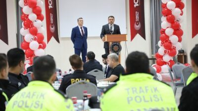 VALİ IŞIN, EMNİYET PERSONELİYLE BİR ARAYA GELDİ