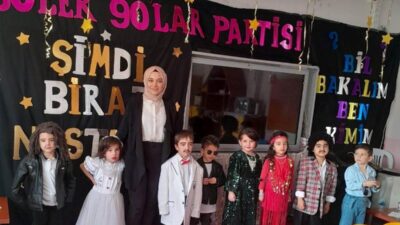 ANASINIFINDA 80'Lİ, 90'LI YILLAR ETKİNLİĞİ