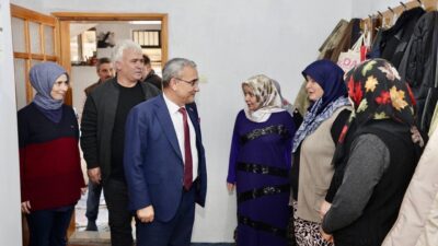 KÜTAHYA BELEDİYE BAŞKANI IŞIK KUMARI MAHALLESİNİ ZİYARET ETTİ