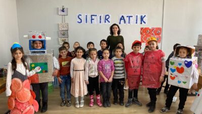 BU OKULDA ATIK MALZEMELER DEĞERLENDİRİLİYOR