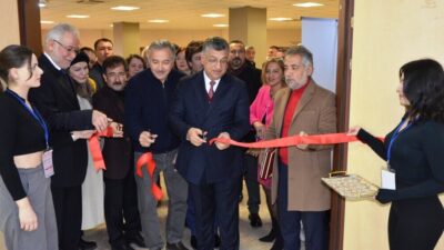 DPÜ’DEKİ ULUSLARARASI ETKİLEŞİMLİ SANAT ÇALIŞTAYI AÇILAN SERGİYLE SONA ERDİ