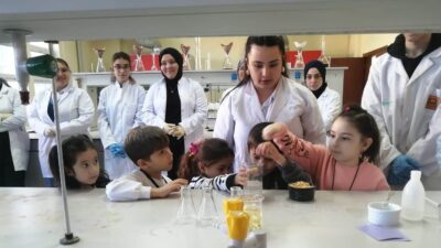 EMET MYO’DA MİNİKLER İÇİN ''BİLİM GÜNÜ'' ETKİNLİĞİ