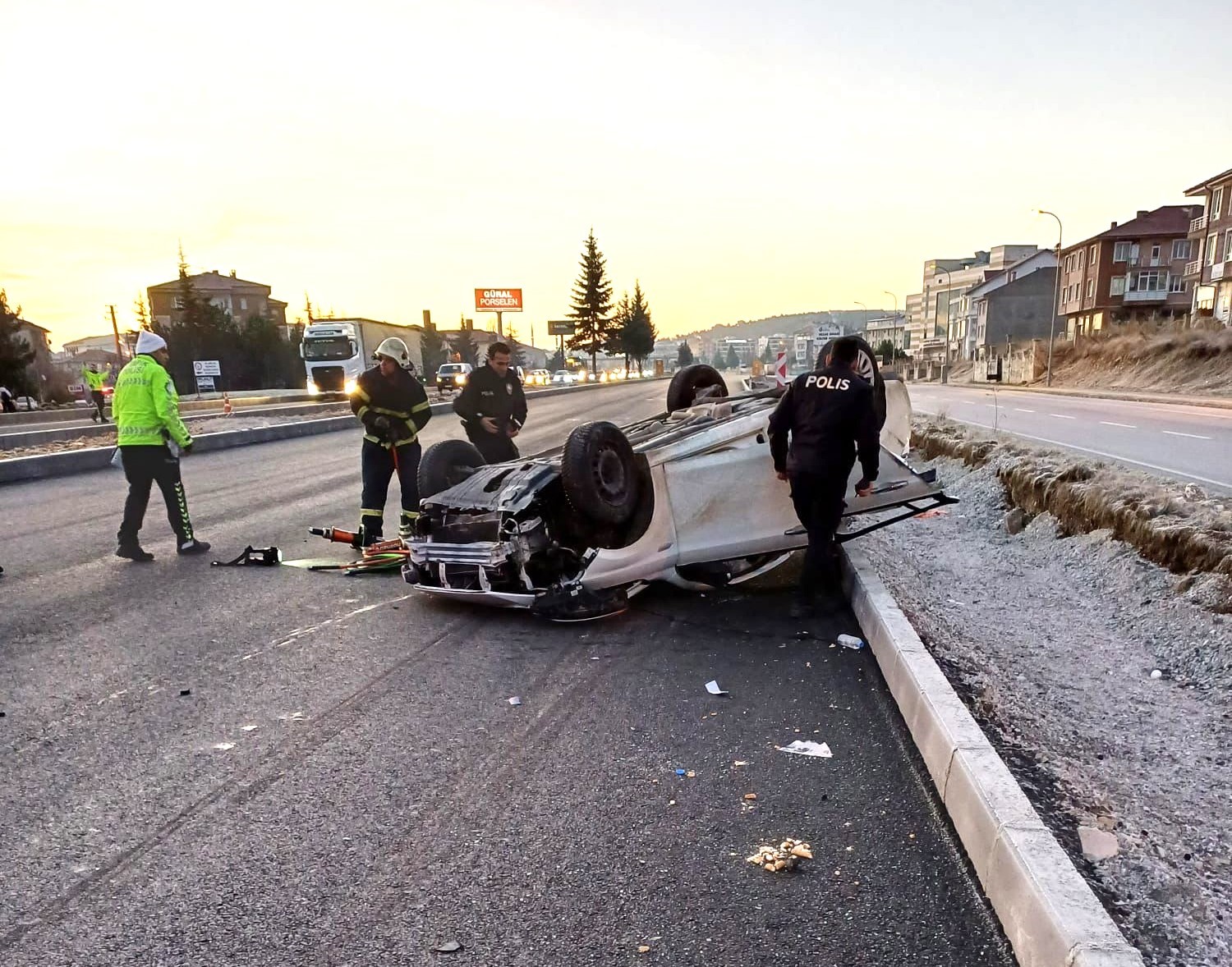 Kontrolden çıkan otomobil takla attı: 1 yaralı