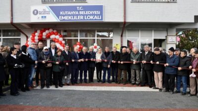 KÜTAHYA BELEDİYESİ TARAFINDAN CUMHURİYET MAHALLESİNE YAPTIRILAN EMEKLİLER LOKALİ HİZMETE SUNULDU