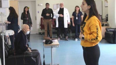 KÜTAHYA EVLİYA ÇELEBİ HASTANESİNDE ONKOLOJİ HASTALARINA YOGA DESTEĞİ