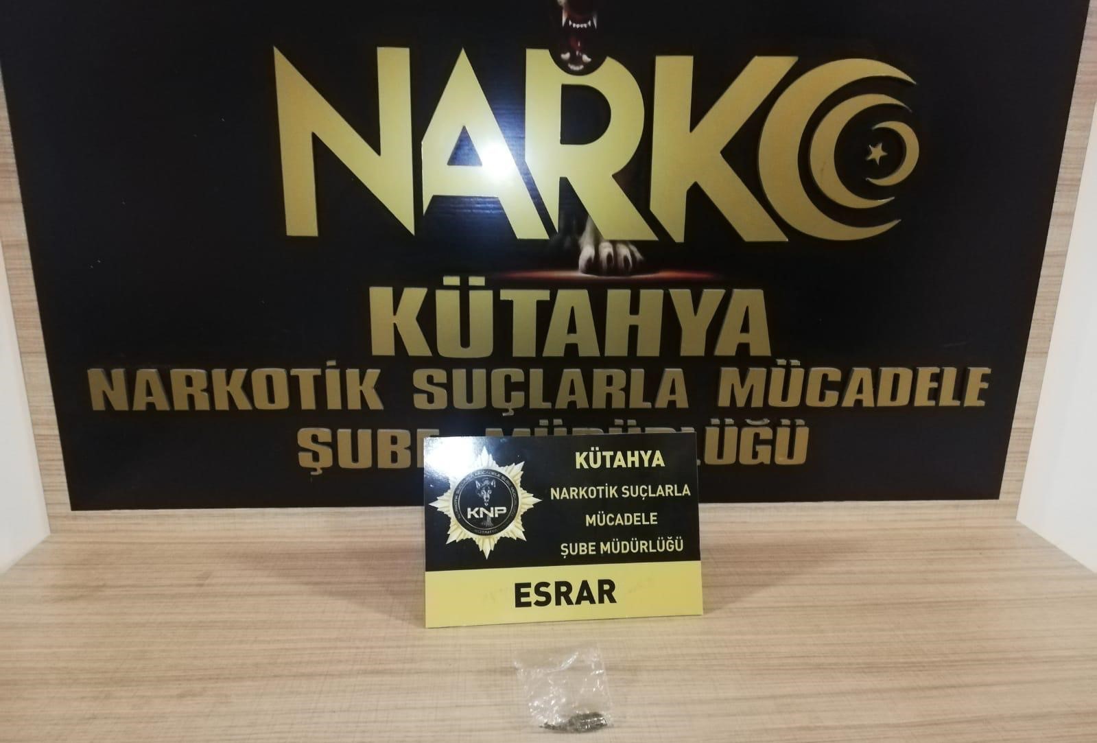 KÜTAHYA’DA POLİSİN DAR BÖLGE UYGULAMASI