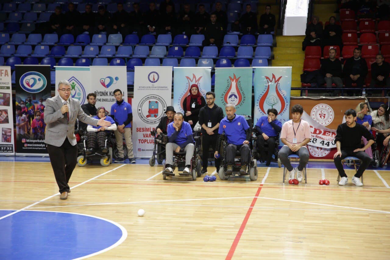 KÜTAHYA'DA DÜNYA ENGELLİLER GÜNÜ ETKİNLİĞİ