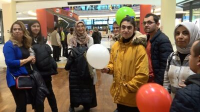 KÜTAHYA'DA ENGELLERİ AŞAN ÖZEL VATANDAŞLARDAN FİLİSTİN İÇİN RESİM SERGİSİ